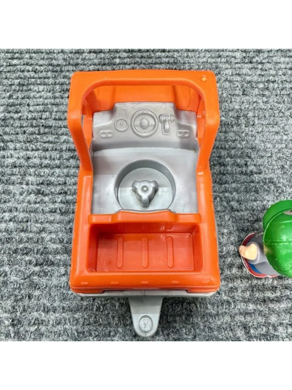 Fisher Price Little People Orange Truck Jeep Car Help A Friend + Boy Figure Tow